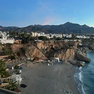 https://apt-nuevo-apartamento-con-parking-y-a-300-metros-playa.1costadelsol.com