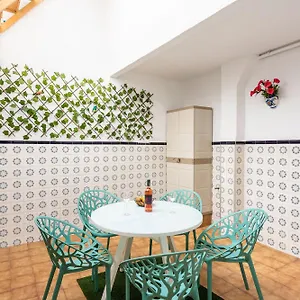 https://apt-apartamento-sol-y-playa-centro.1costadelsol.com